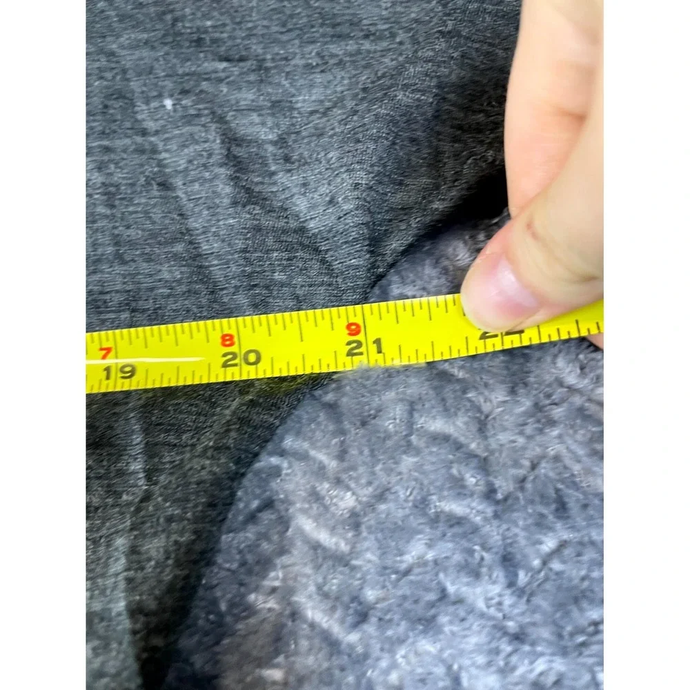 Nike Dri Fit Shirt Womens Small Heather Gray Long Sleeve Performance Wool Blend
